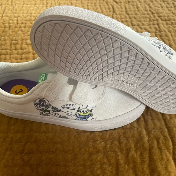 ADIDAS Buzz Lightyear Canvas Sneaker. NWT. Youth Size 3 - Picture 7 of 11